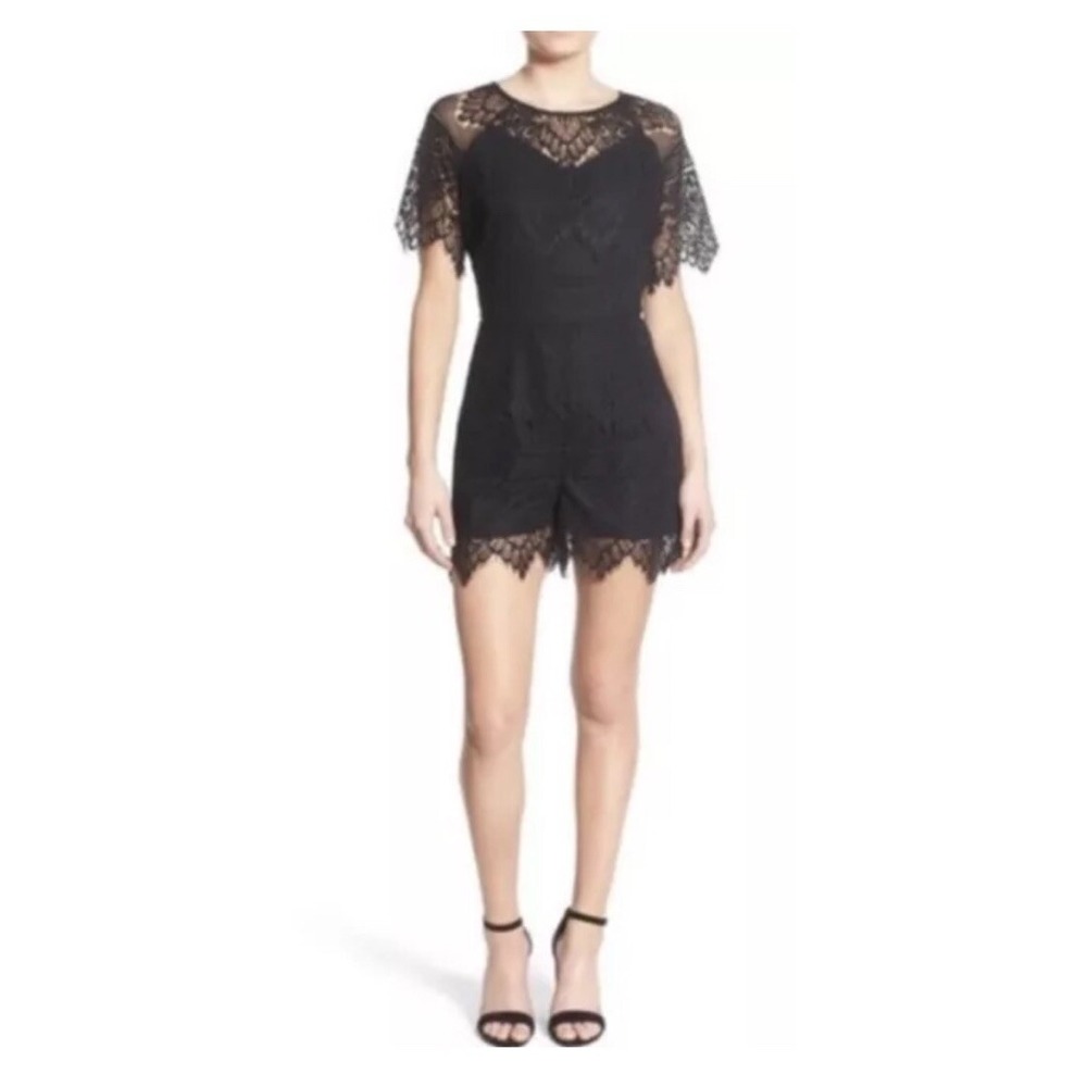 Love Fire‎ Lace Scalloped Boho Coquette Romper Womens Small Black Party Lined